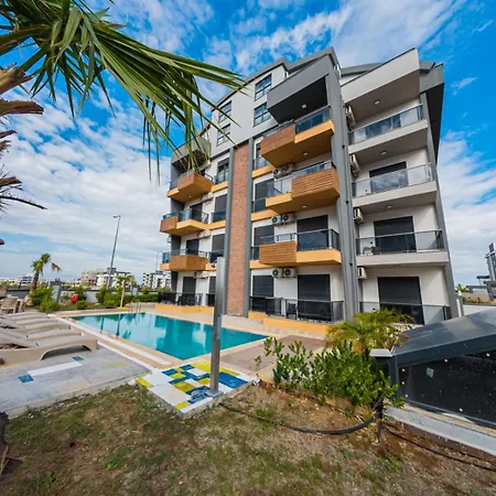 Dorado Apartment